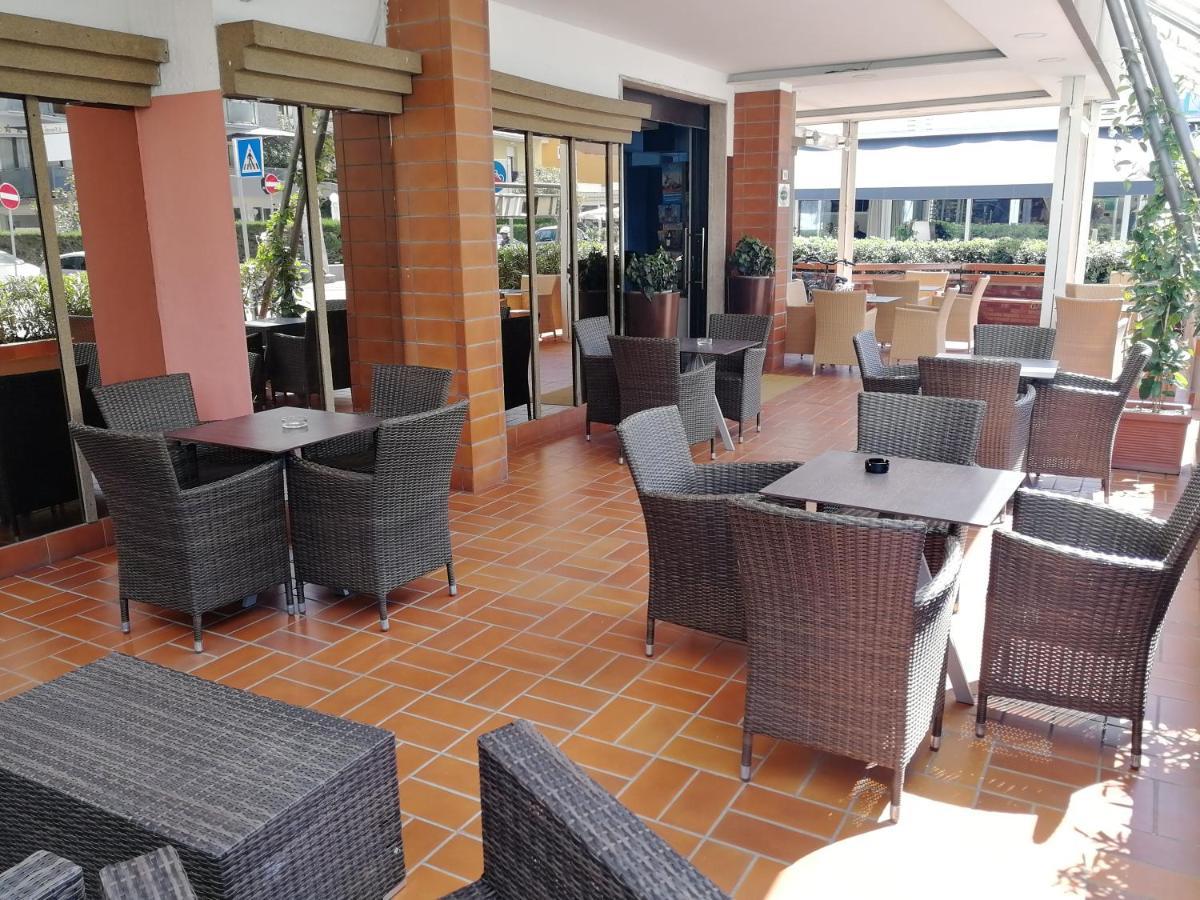 Hotel Diplomatic Riccione Eksteriør bilde