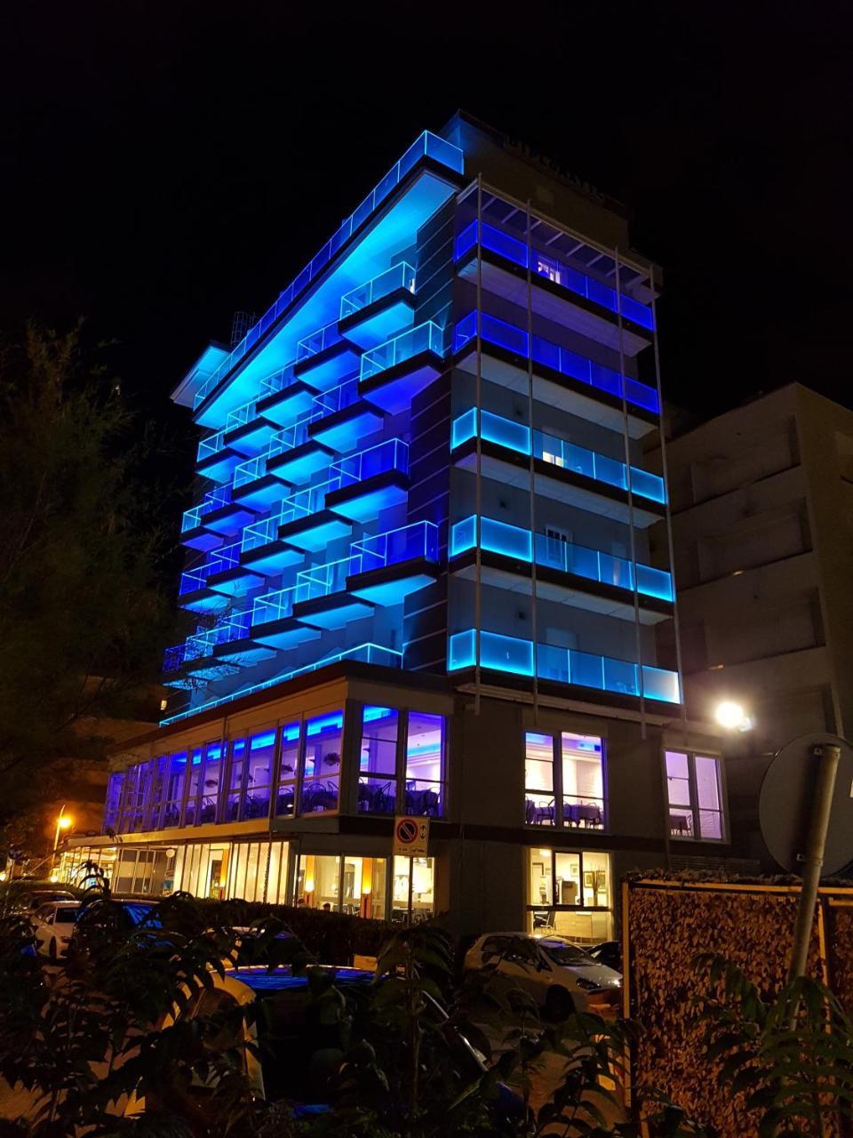 Hotel Diplomatic Riccione Eksteriør bilde